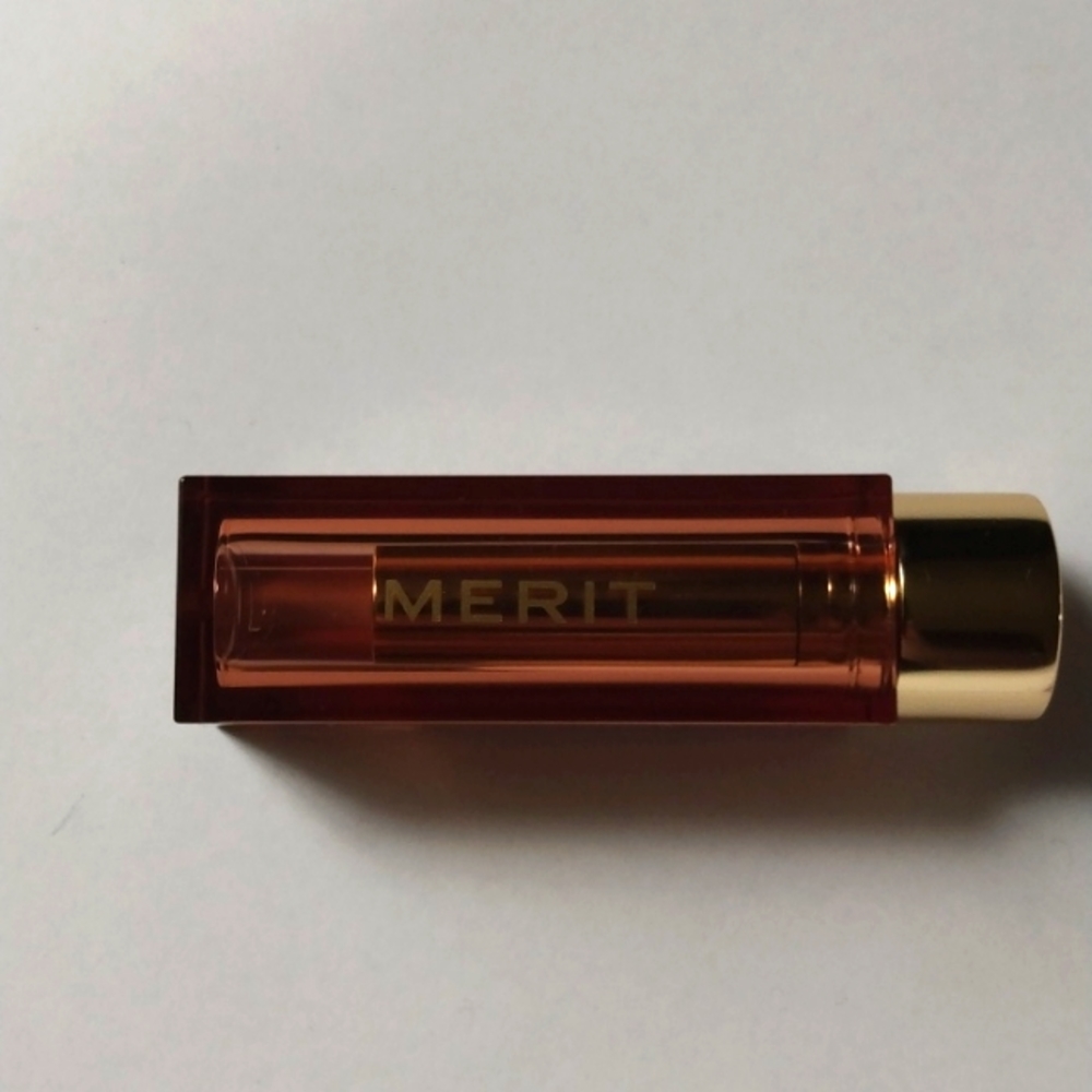 Merit L'avenue signature lightweight lipstick